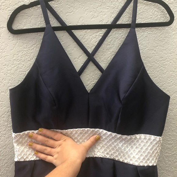 Carmen Marc Valvo Navy Beaded Waist Dress - Picture 9 of 13